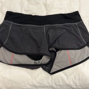 Lululemon lined 2.5 inch shorts